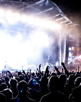 Candlelight: Coldplay vs. Imagine Dragons